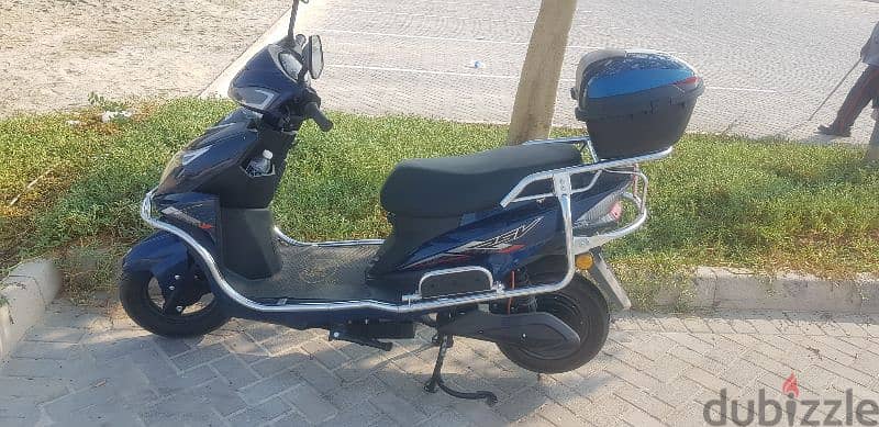 Electric scooter 0