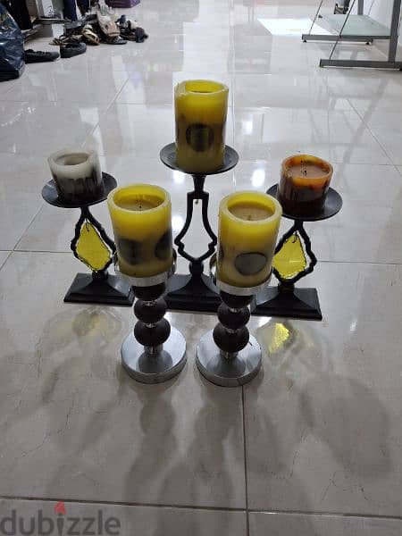 Candle holder with scented candles 1