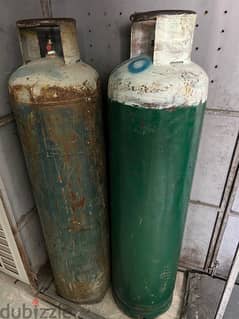 Gas cylinder 0