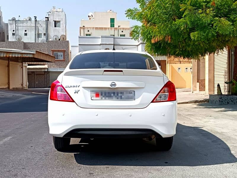 Nissan Sunny 2022 ZERO Accident Single Owner Under Warranty Car 2