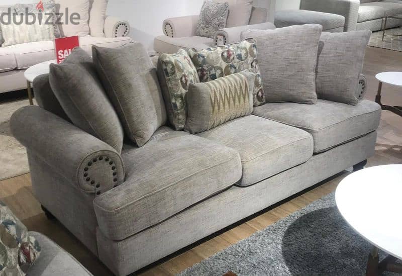 sofa set (Home r us) 1