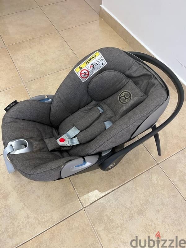 cybex car seat ISO fix 4