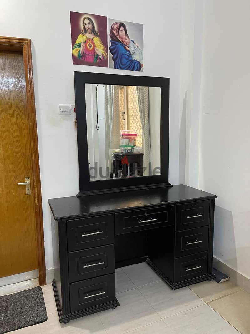 Used bedroom set for sale 6