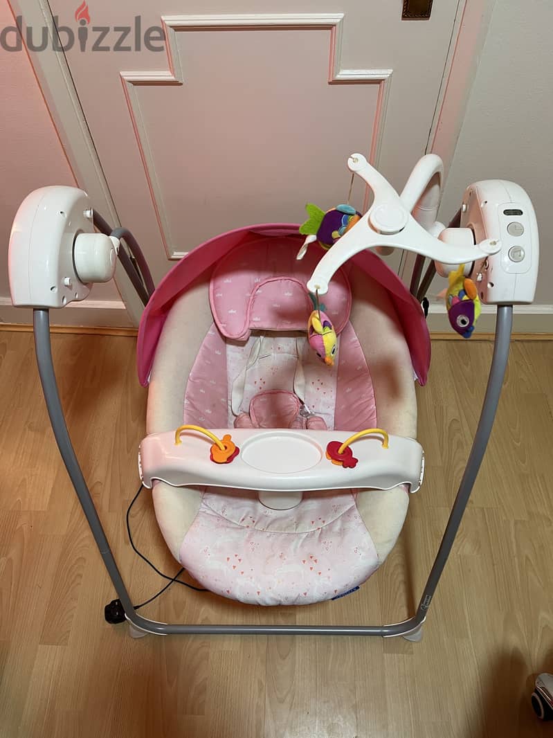 Baby swing--very good condition 2