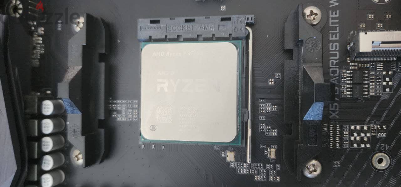 AMD Ryzen 7 3700X CPU (used) 3