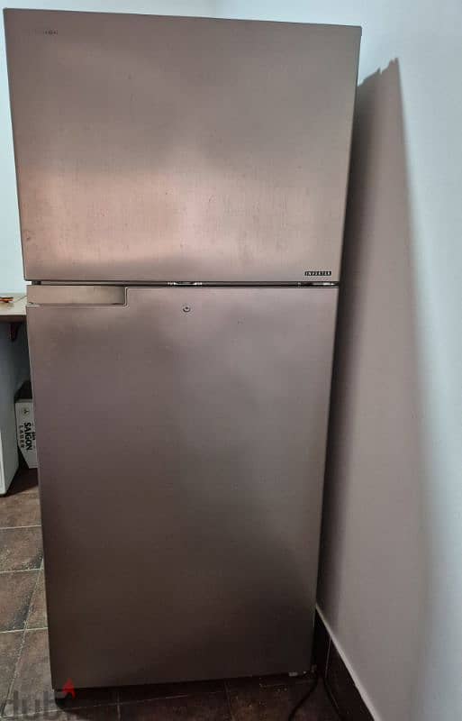 Toshiba fridgefreezer, 615 litres 0