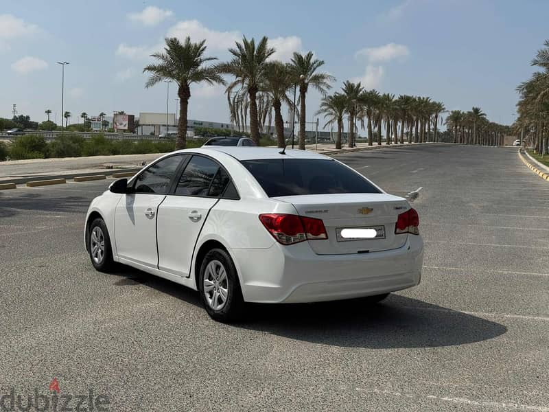 Chevrolet Cruze 2014 white 5