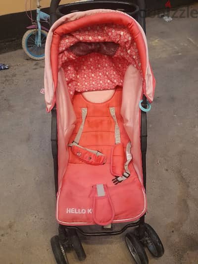 for sale baby crib and trolley and car seat 10 BD.