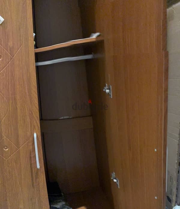 closet for sale 0