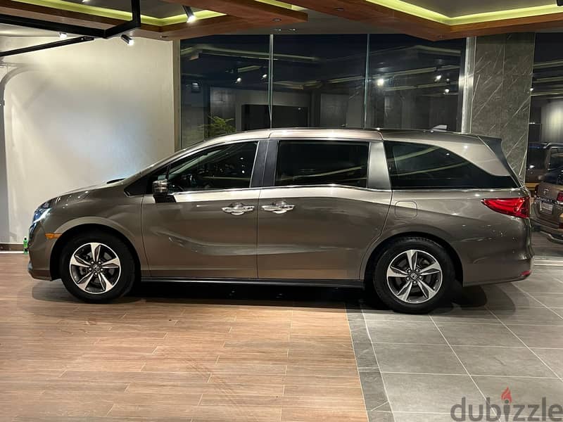 HONDA ODYSSEY V6 MODEL 2018 FOR SALE 3