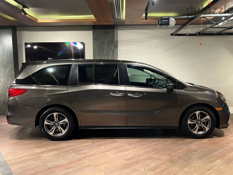 HONDA ODYSSEY V6 MODEL 2018 FOR SALE 4