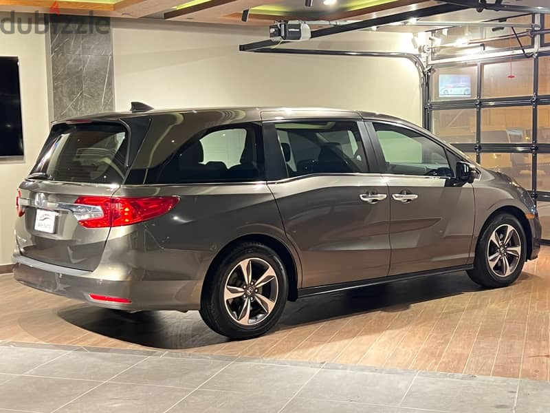 HONDA ODYSSEY V6 MODEL 2018 FOR SALE 6