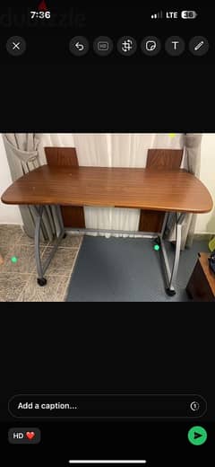 table in perfect condition 0