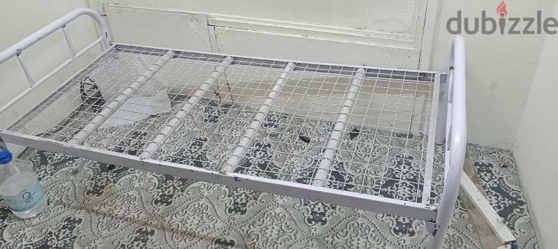 used metal bed single bed frame without mattress 2