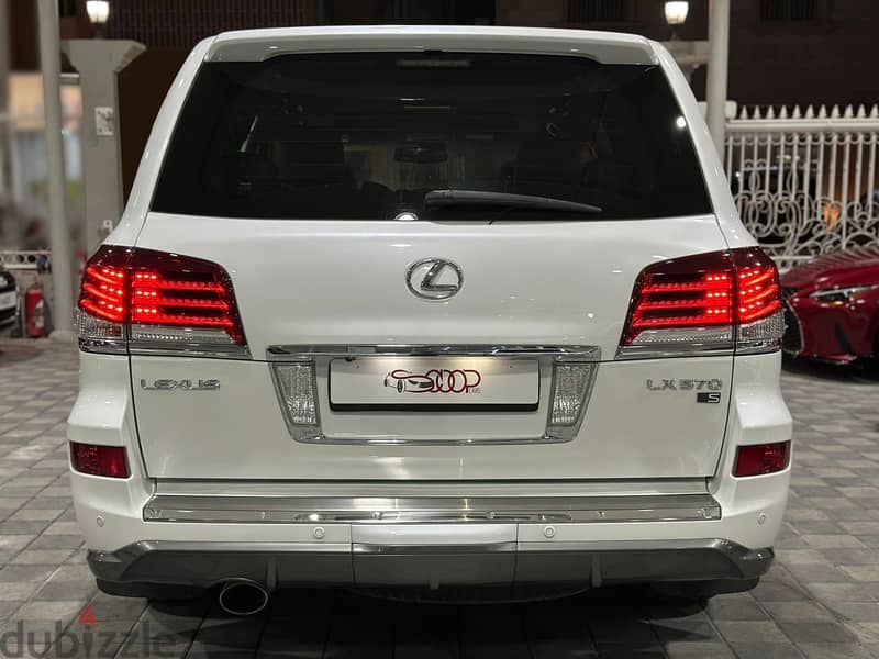 Lexus LX-Series 2014 570 S 10