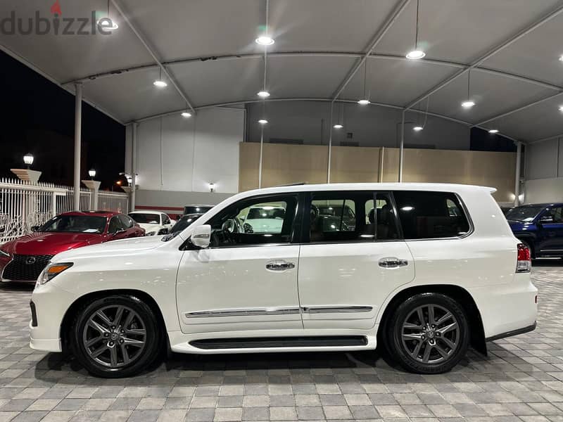 Lexus LX-Series 2014 570 S 14