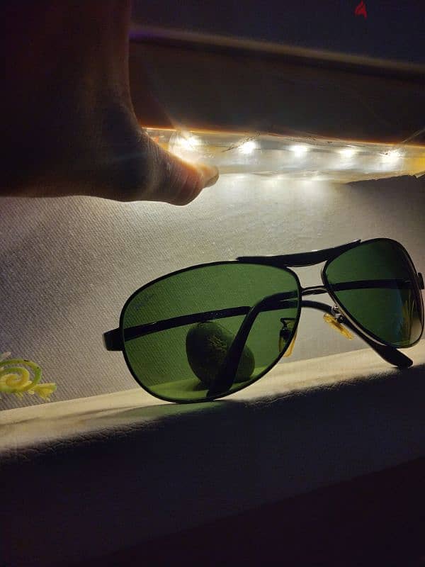 Ray-Ban sunglasses 8