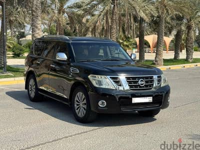 Nissan Patrol Platinum 2014 white