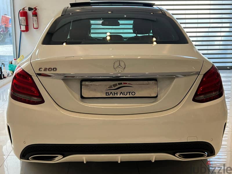 Mercedes-Benz C200 AMG MODEL 2018 FOR SALE 4