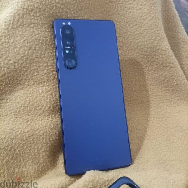 Sony xperia 1 mark 3. arjnt sale 60 bd 1