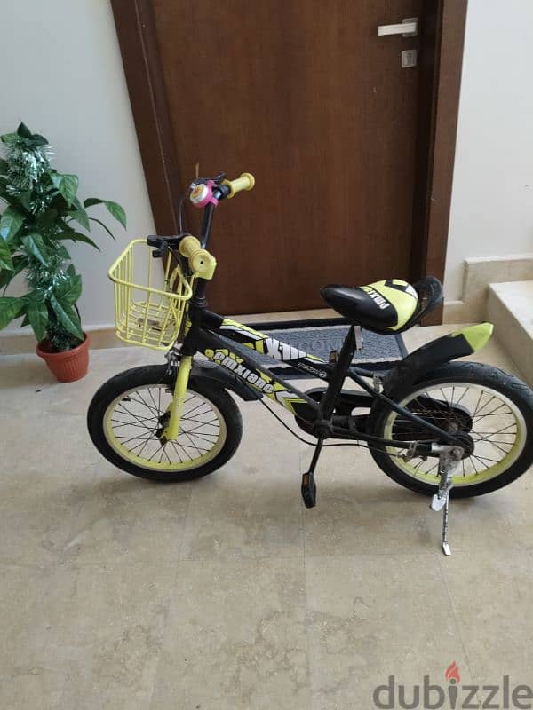 kid's used cycle in excellent condition 2