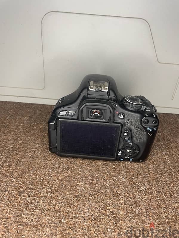 canon 600d dslr camera with bag and charger for sale 7