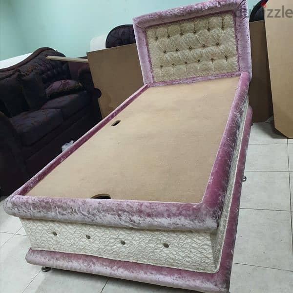 Bed with mattress, size: 190*90 0