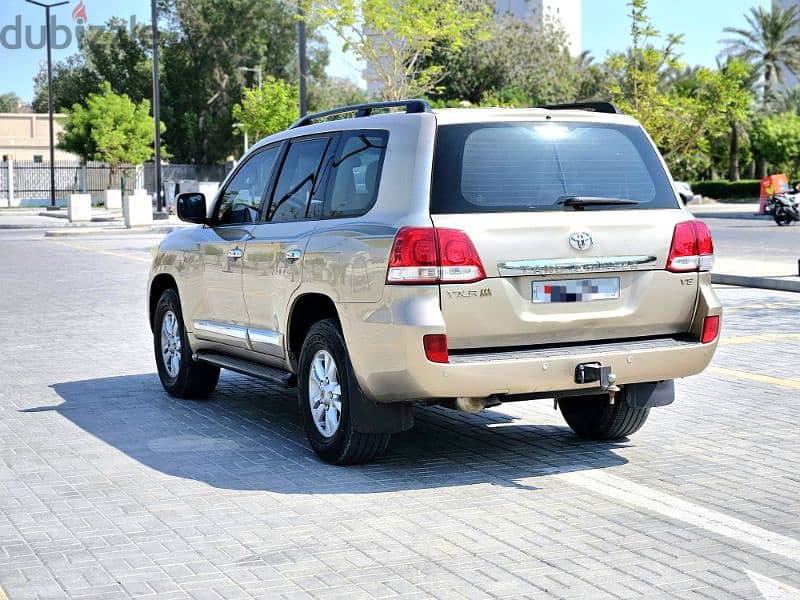 TOYOTA LAND CRUISER VX-R MODEL 2008 FULL OPTION JEEP FOR SALE 2