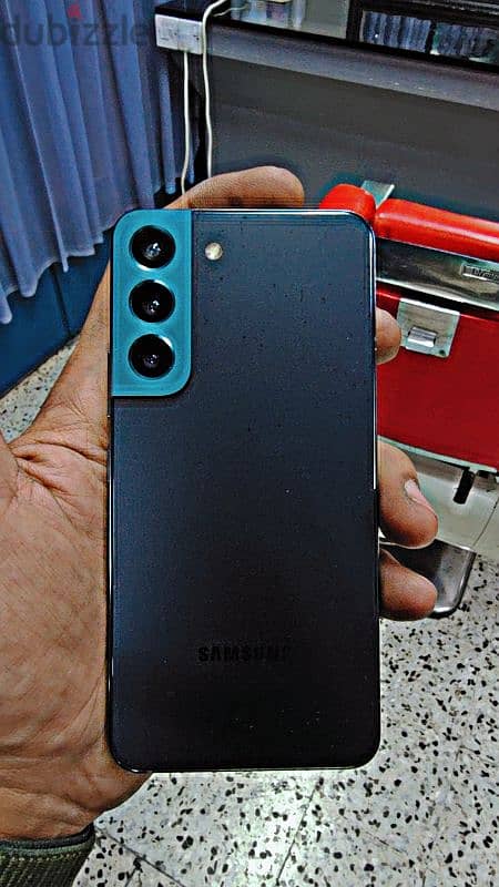 Samsung S22 8/128 2