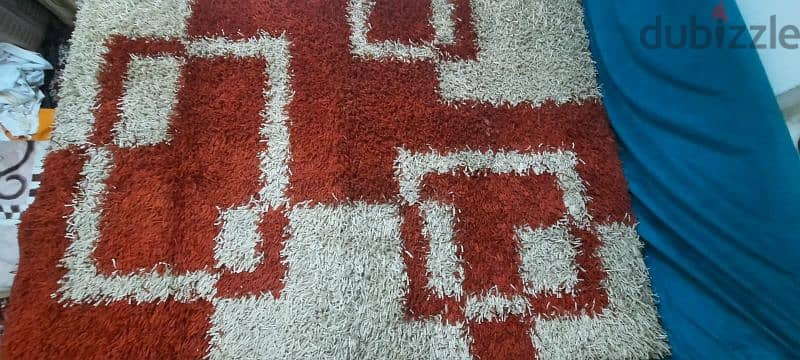 luxurious red white mix carpet 0