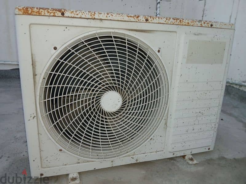 Daewoo split air conditioner 1