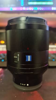 Sony Zeiss 50mm f1.4 0