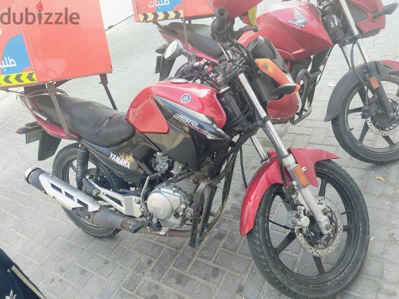 Yamaha motorcycle model 2018 very good condition 0