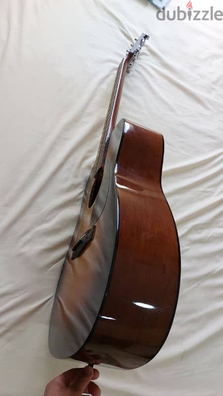 Yamaha F310 tobacco Sunburst Finish 1