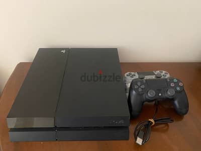 PS4 for Sale with 2 original dualshock controller