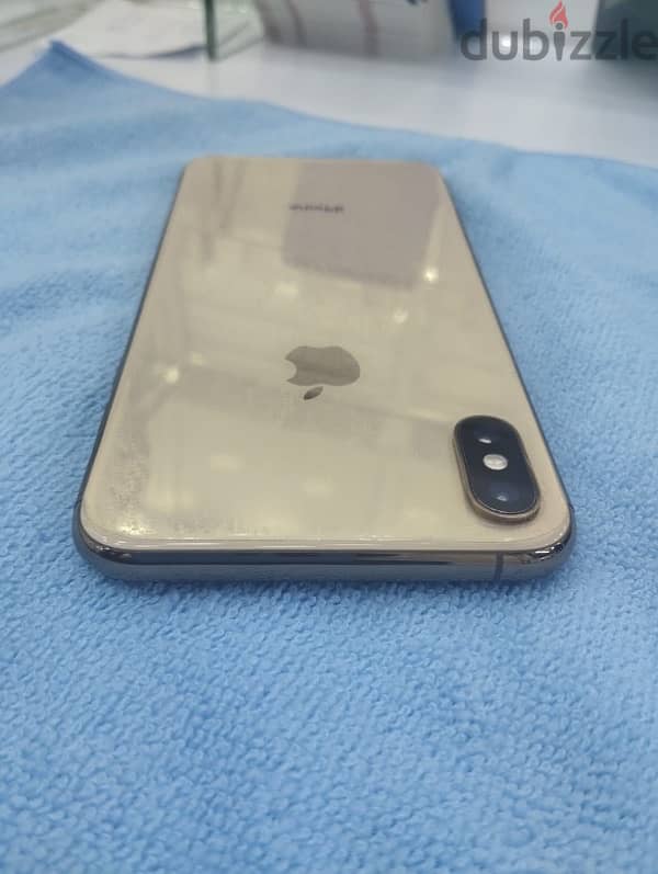 IPHONE XS MAX 4