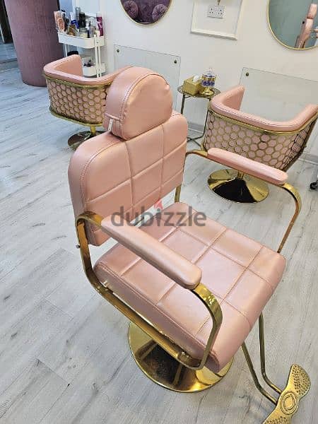 salon chairs for salon طاوله طعام واربع كراسي للبيع 1