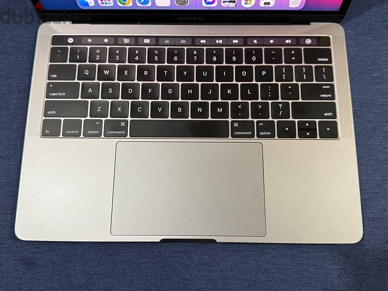 MacBook Pro 13.3in TouchBar (2016) 16gb 500gb Core i7 6