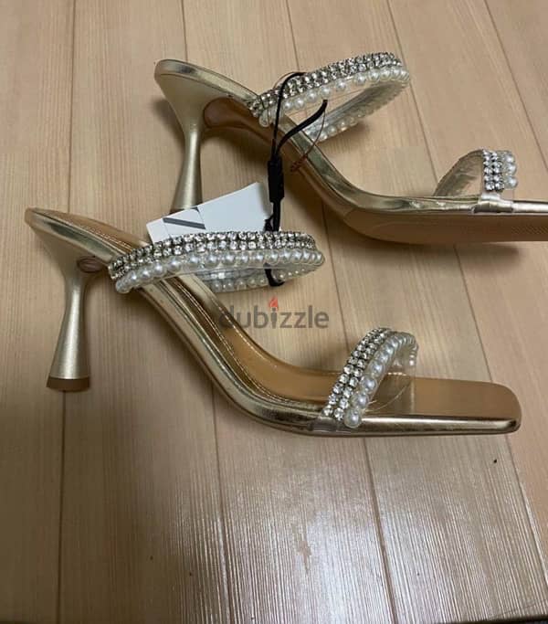 ZARA HEELED SANDALS WITH RHINESTONES 2