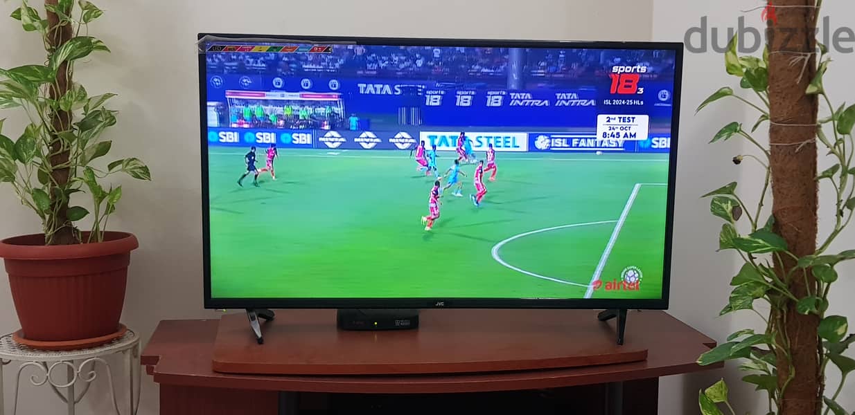 40" LED TV 0