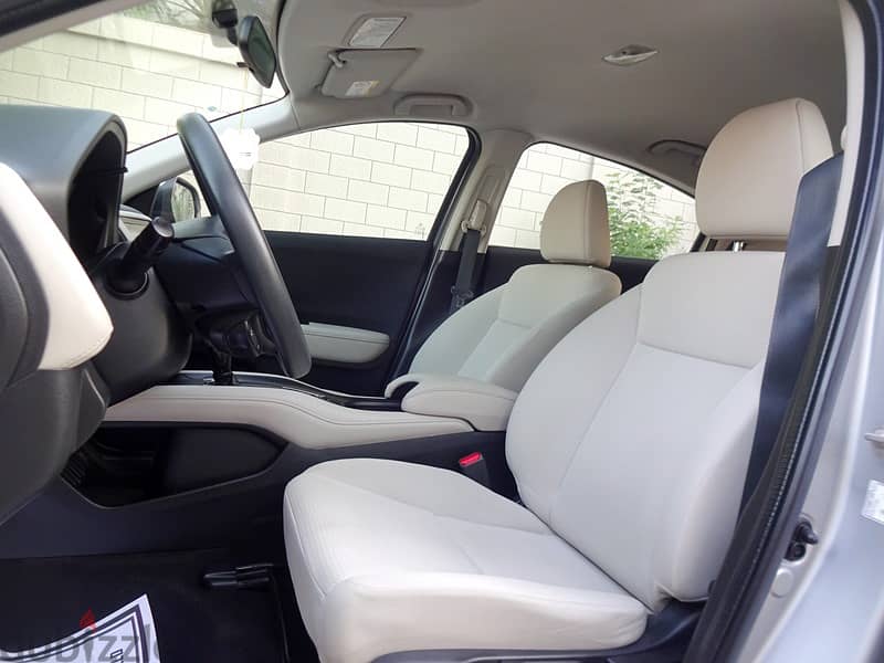 Honda HR-V 1.8 L 2019 Silver Agent Maintained Zero Accident Single Use 5