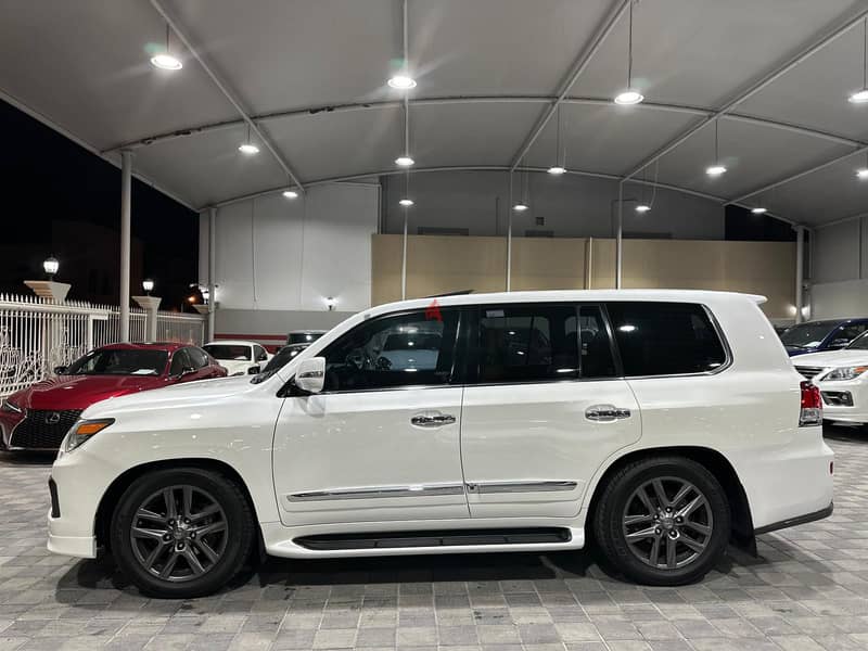 Lexus LX-Series 2015 570 S 12