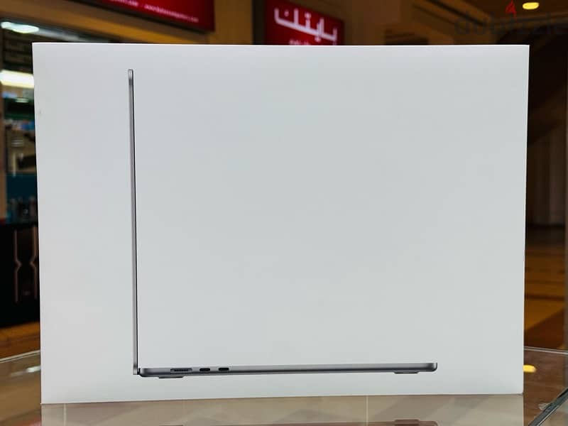 Apple MacBook Air 15 inch M3 chip 256gb brand new with Arabic keyboard 0