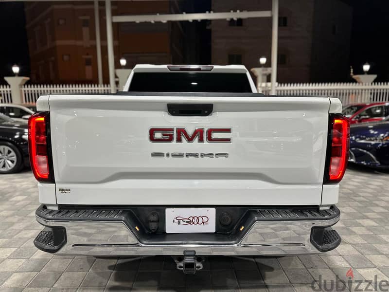 GMC Sierra 2019 4X4 5.3 L 8