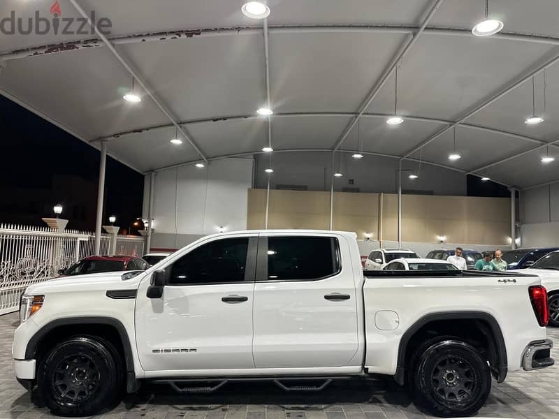 GMC Sierra 2019 4X4 5.3 L 10