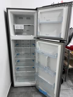 Hisense Refrigerator 328L for sale 0