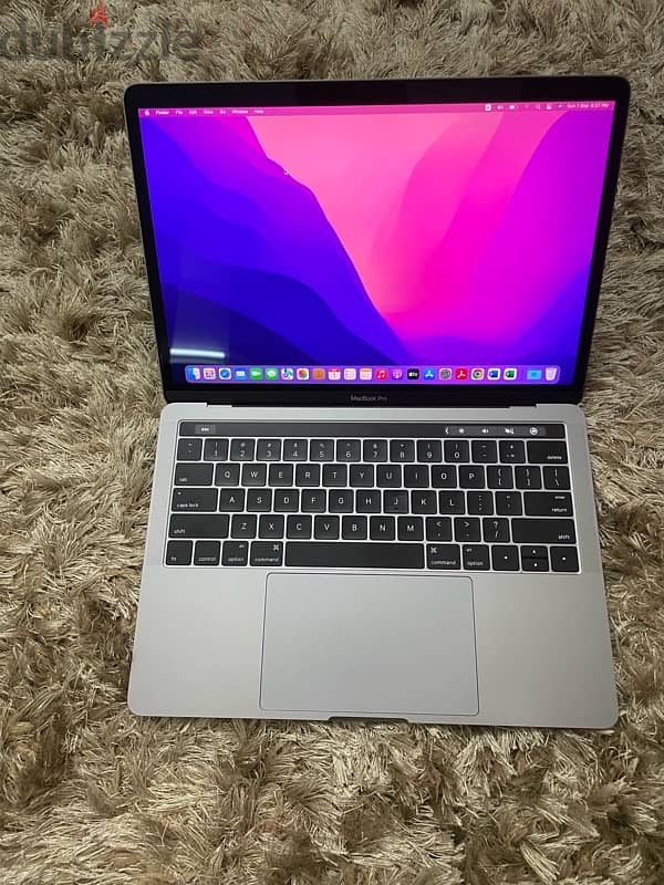 MacBook Pro 13” Touch Bar 0