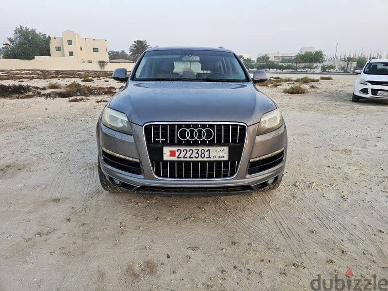 Audi Q7 2011 1