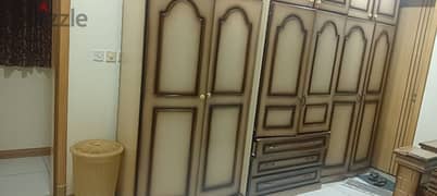 six door cupboards for sale bhd 40 0