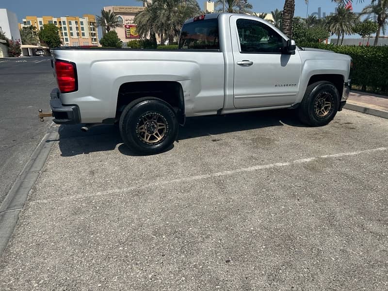 Chevrolet Silverado 2018 4